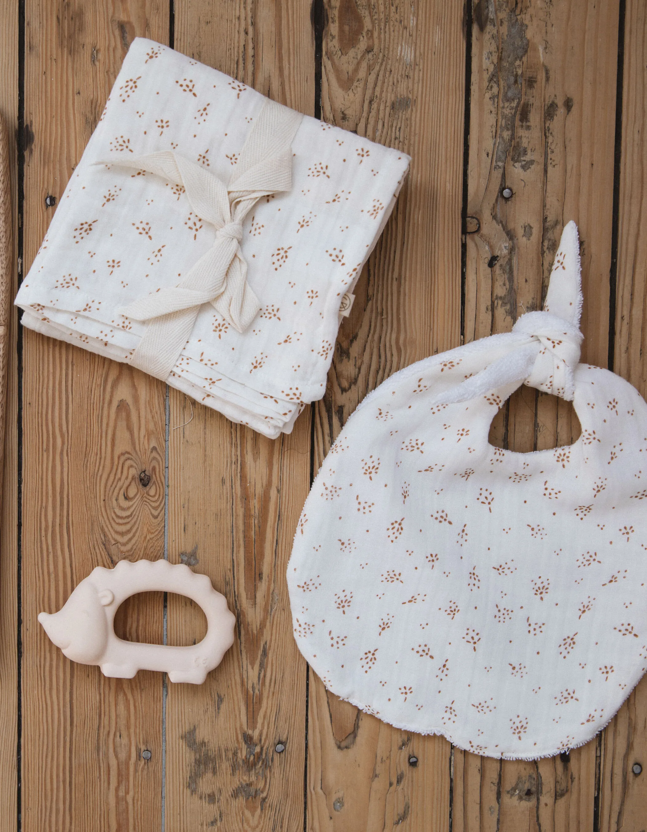 Bavoir miel gaze de coton bio GABRIELLE PARIS 