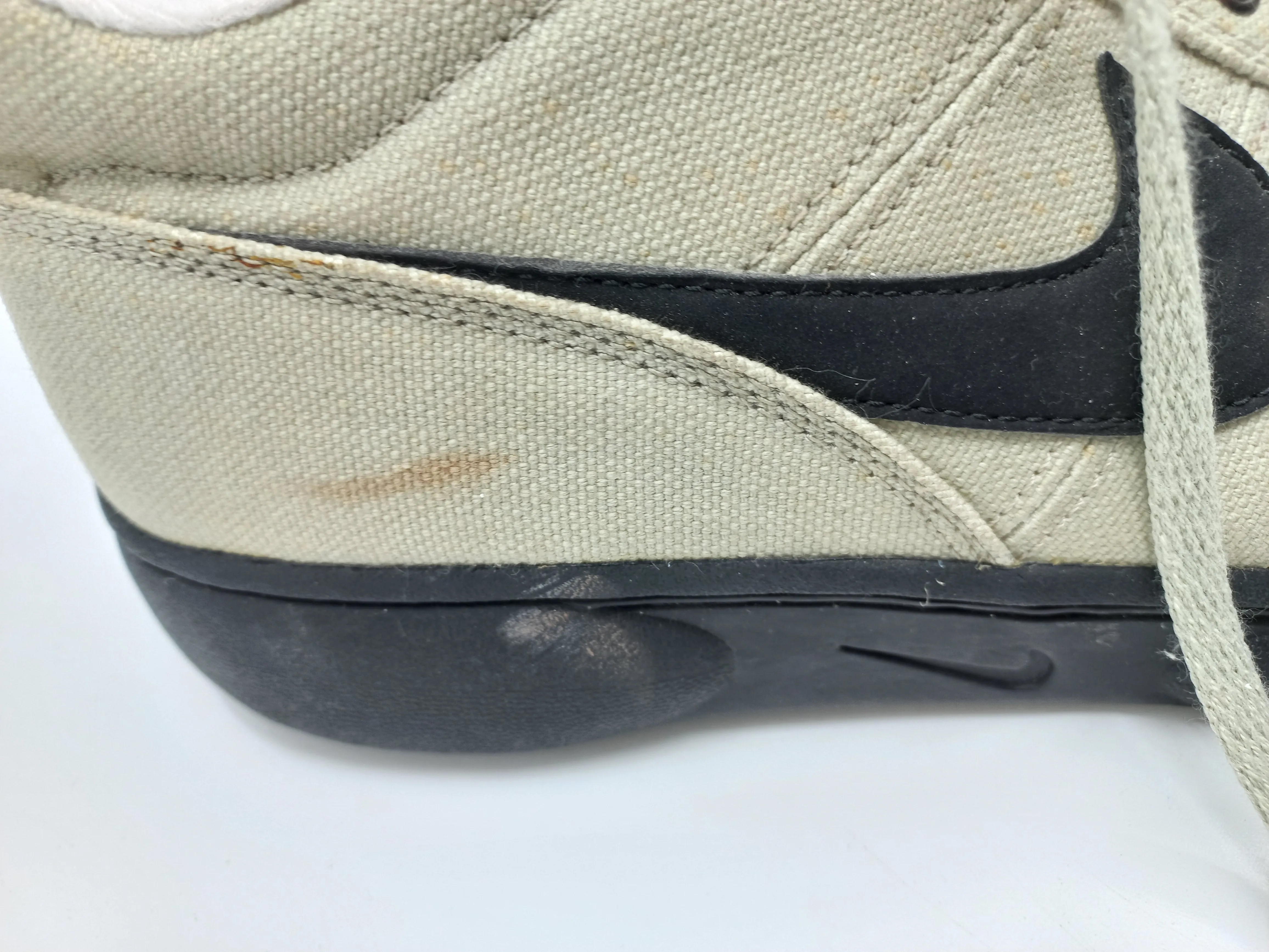 Paire de chaussures Homme