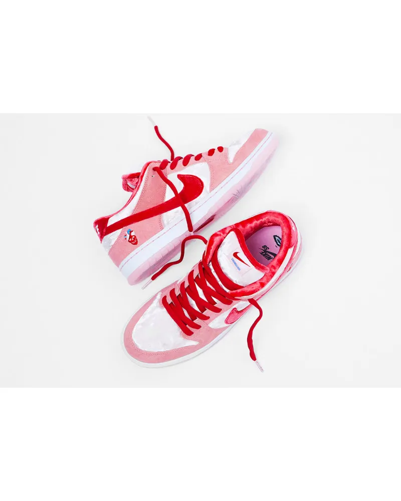 StrangeLove x Nike SB Dunk Low