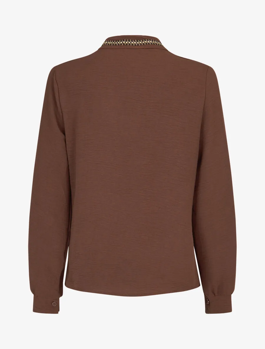 Top uni à col V brodé et irisé - Marron